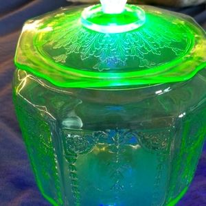 Uranium depression candy jar